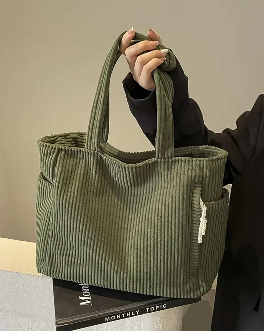 Tilda™ | Gerippte Tragetasche mit Kordel-Detail