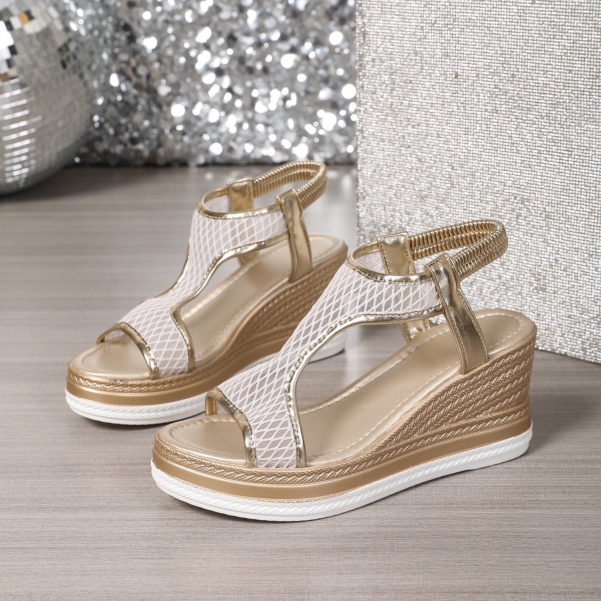 Helena™ | Elegante orthopädische Slippers mit Keilabsatz