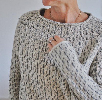 Hannelore™ | Grauer Pullover mit weitem Ausschnitt