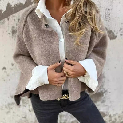 Elise™ | Kurze Jacke mit eleganten Glockenärmeln